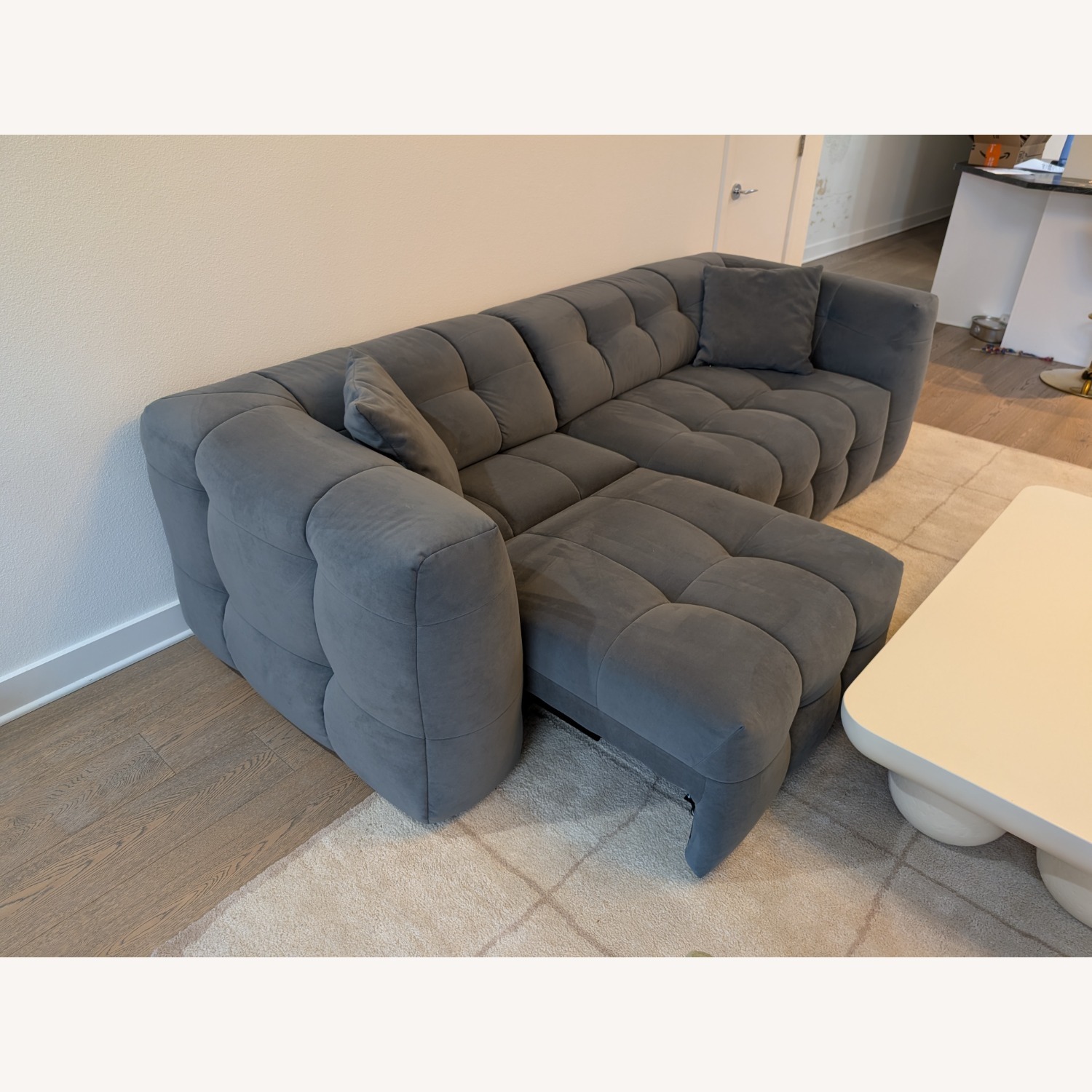 Motorized 2 Piece Sectional Sofa - image-10