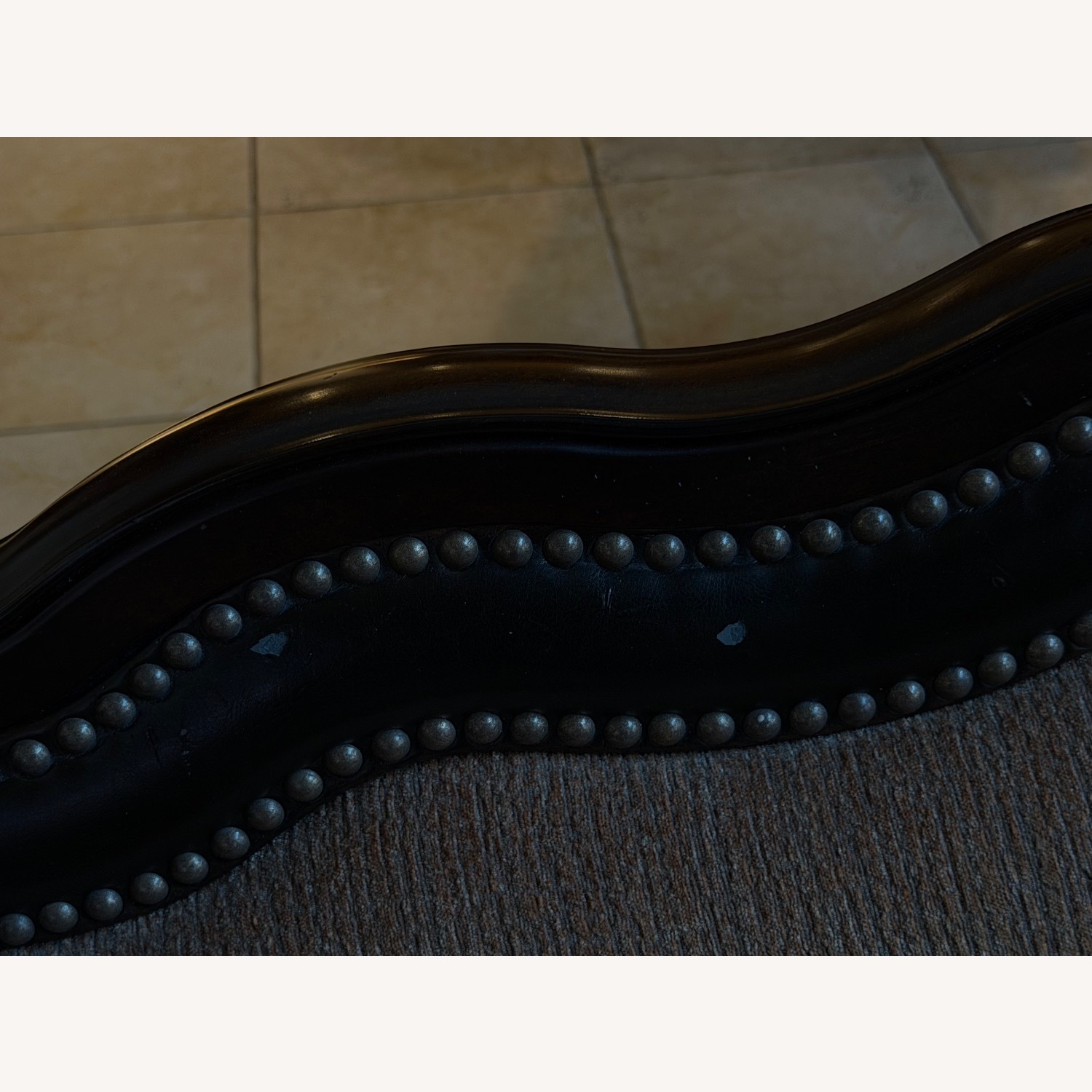 3 PC Sectional - image-8