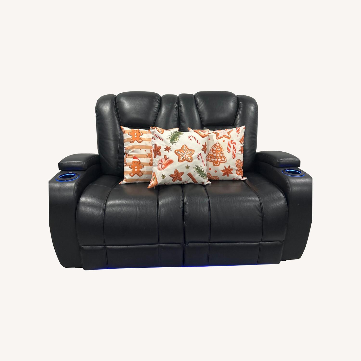 Rooms To Go  Black Leather 2 Seater Sofa - image-0