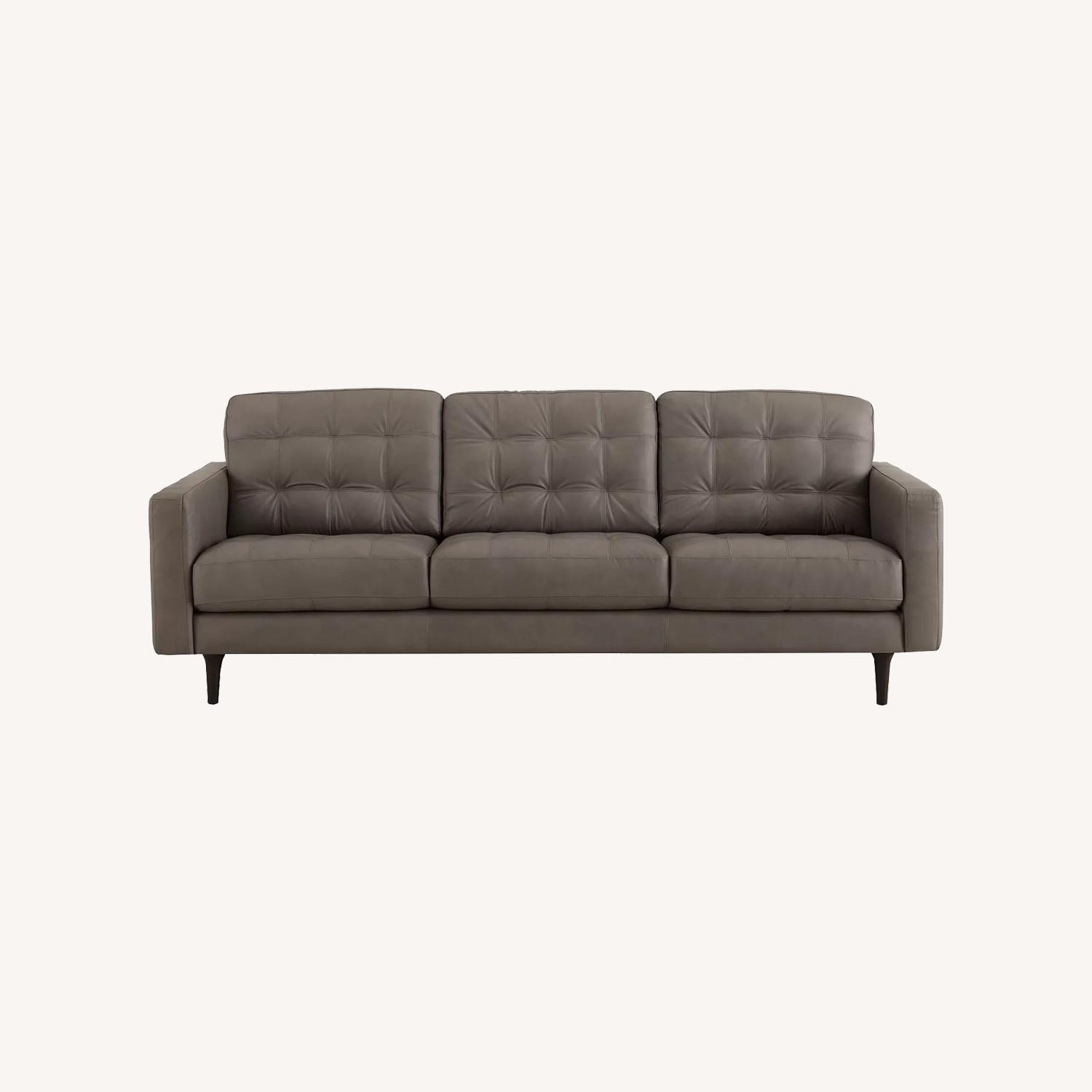 Chateau D'ax U217 Sofa - image-0