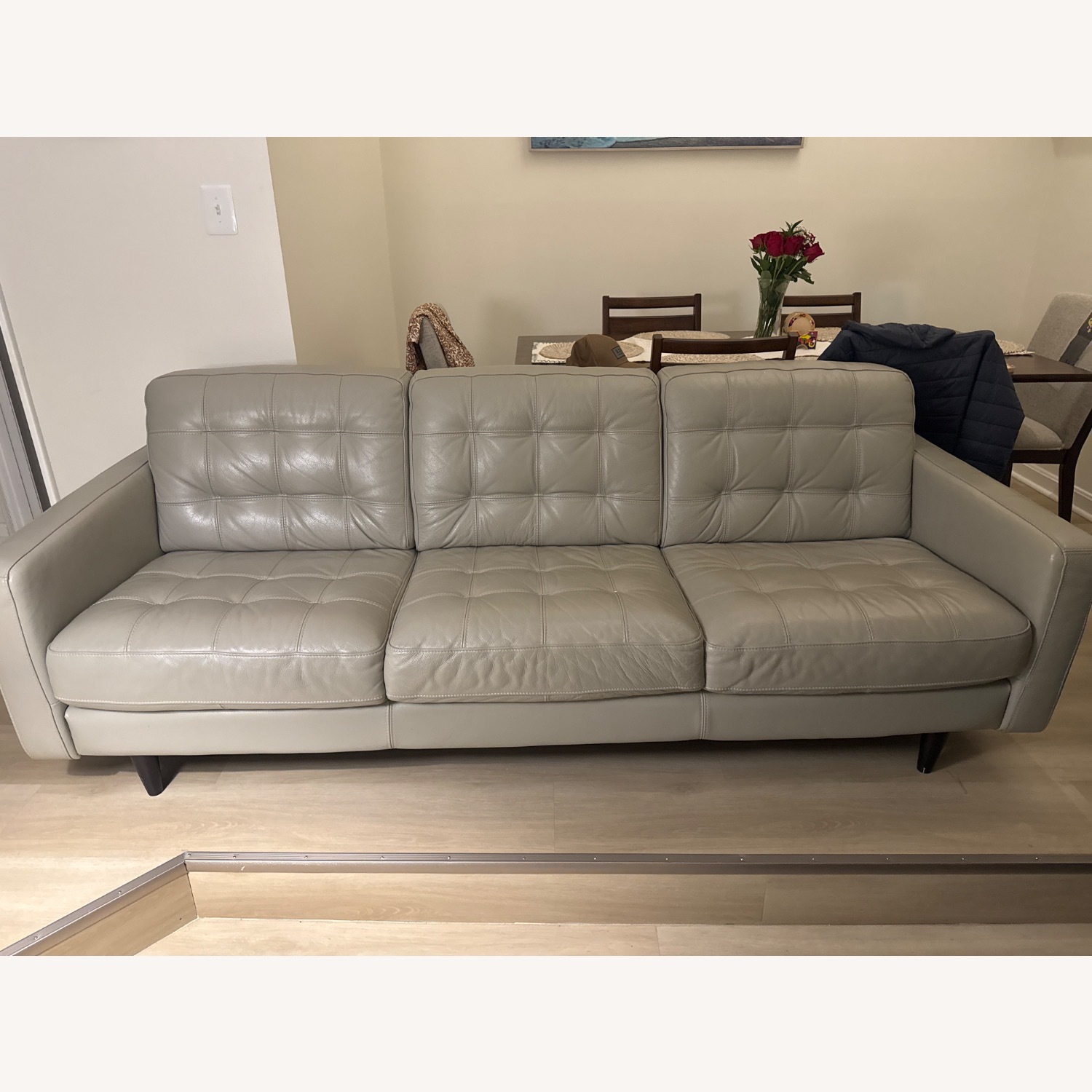Chateau D'ax U217 Sofa - image-3