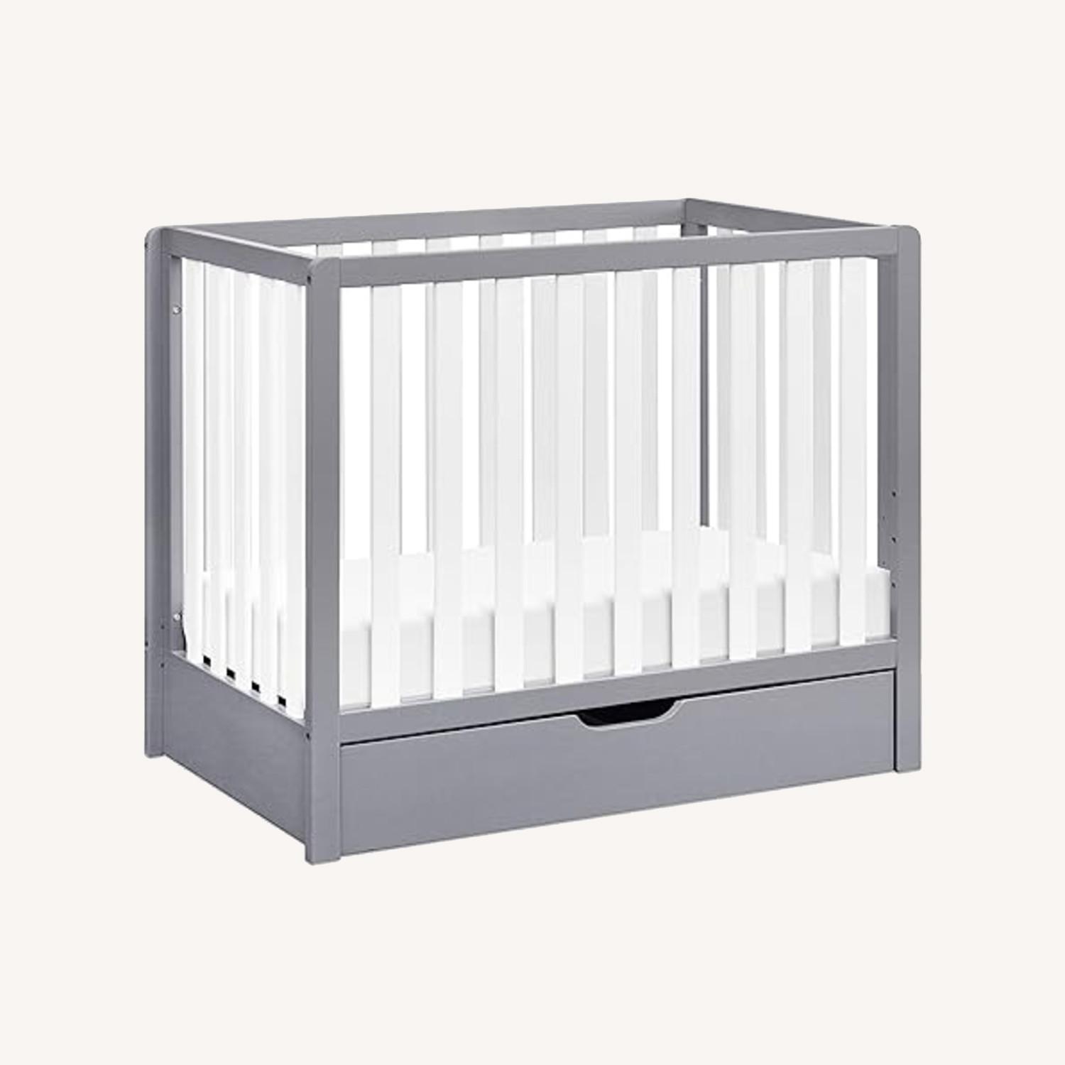 Carters DaVinci Mini Cribs Convertible - image-0