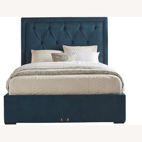Used Elridge Teal 3 Pc Queen Upholstered Bed for sale on AptDeco