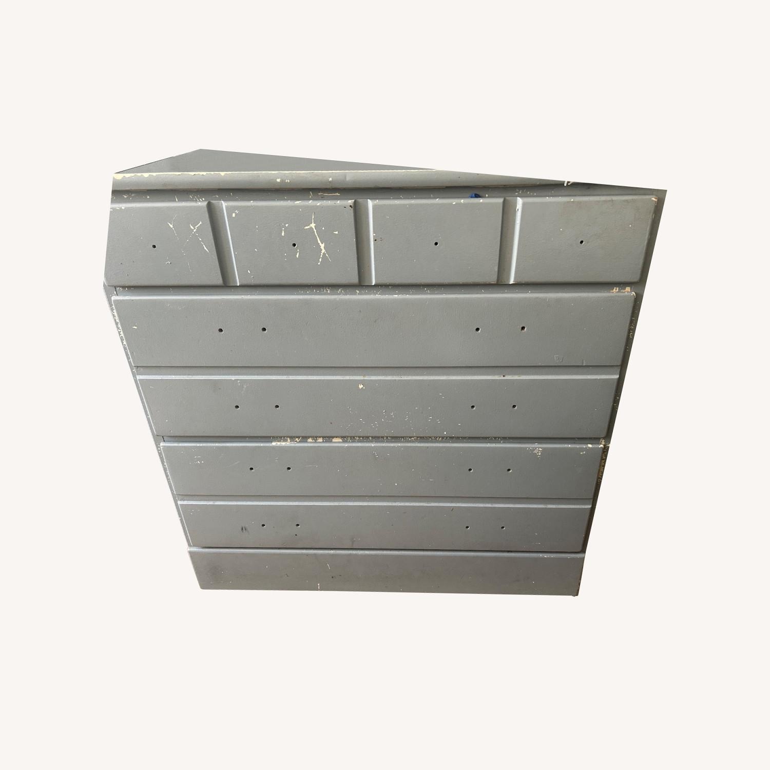 Grey Dresser - image-0