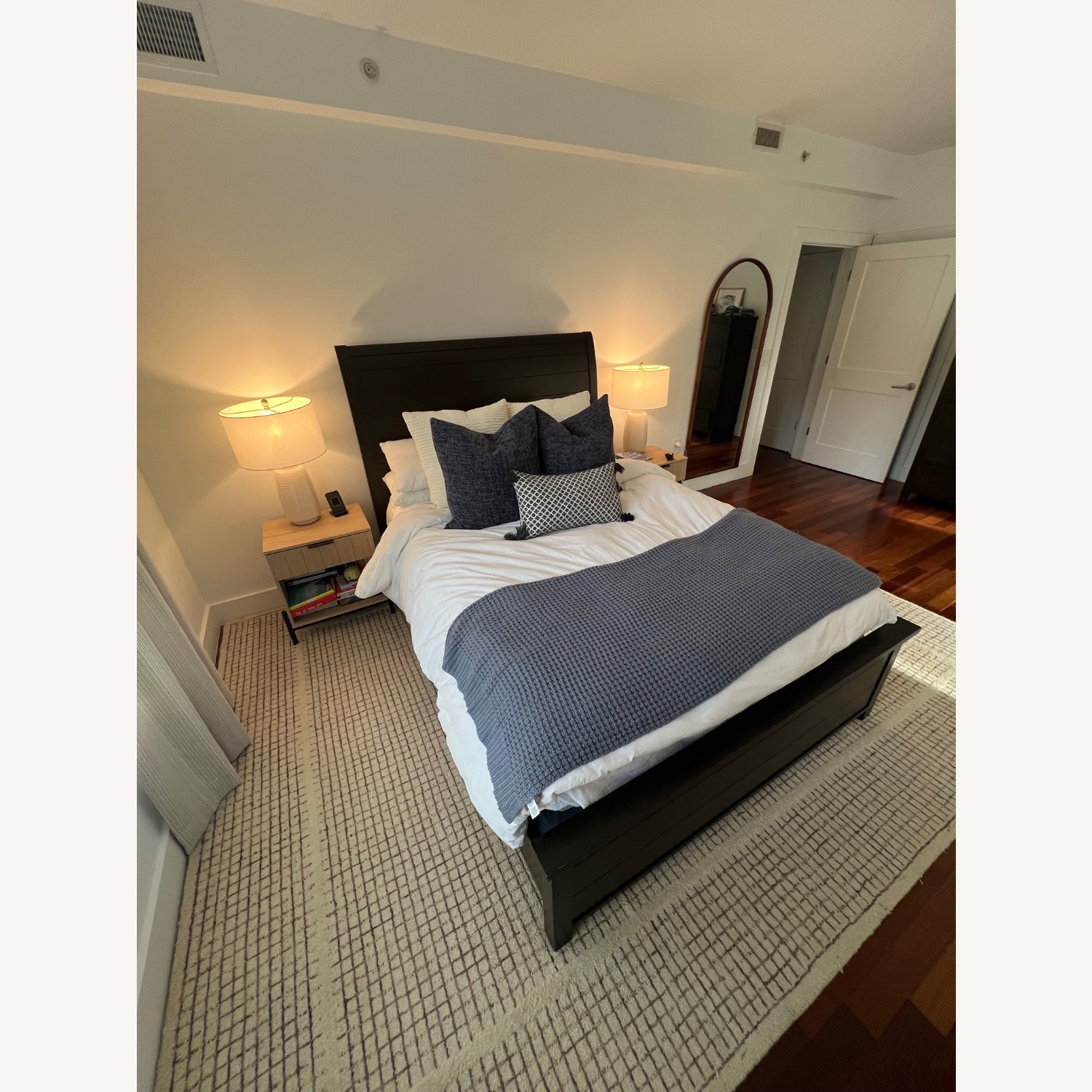 Raymour & Flanigan Dark Brown Wood Queen Bed - image-6