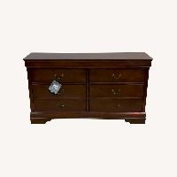 Ashley Furniture Alisdair Dresser
