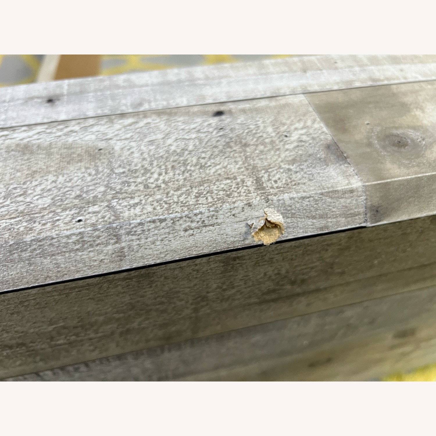 Ashley Effie King Panel Bed with 2 Nightstands - image-5