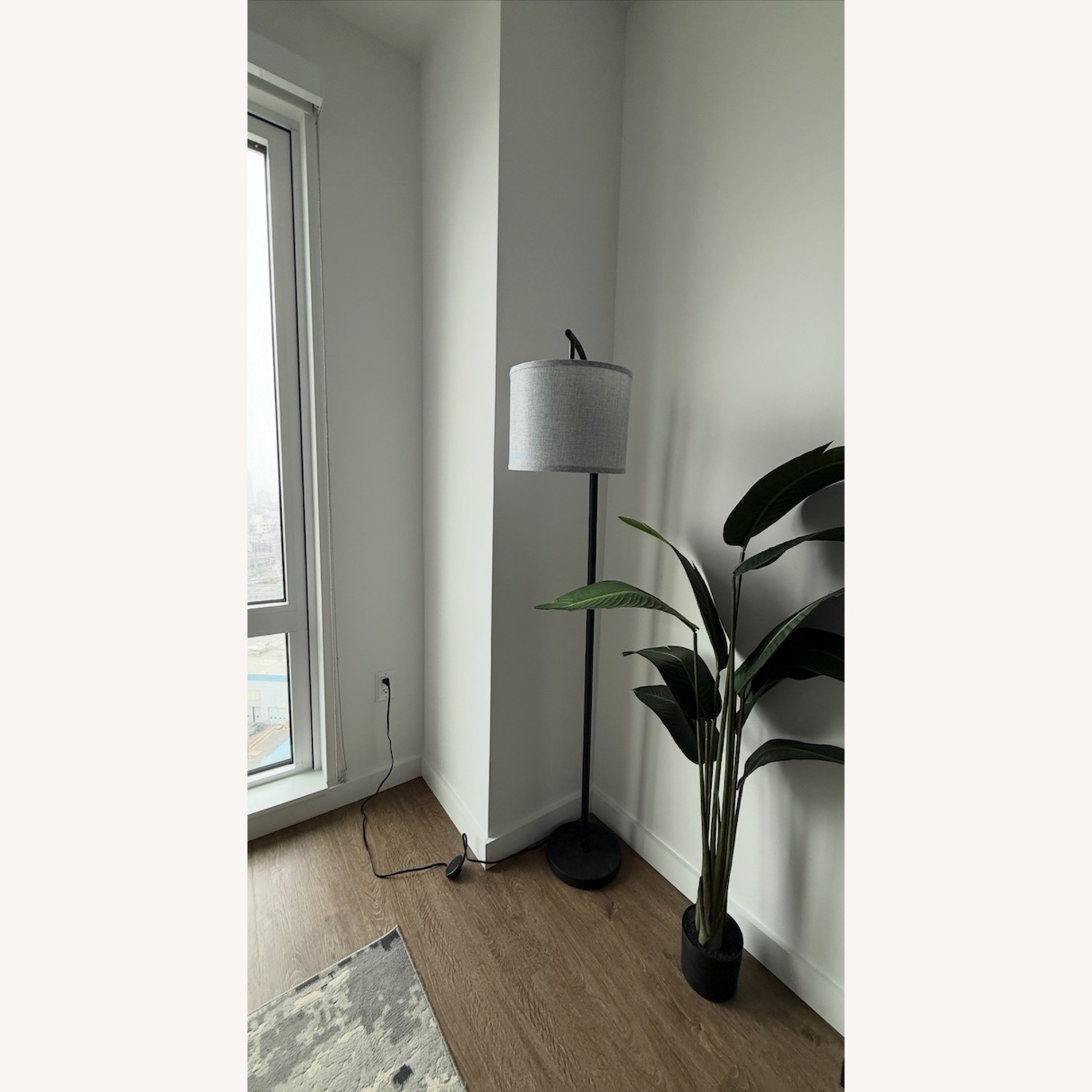 Set of Floor Lamps - image-0