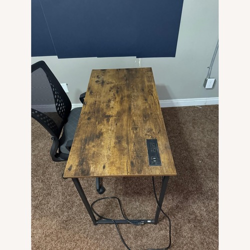 Used Amazon Work Desk + Office Chair + Memory Foam Cushion for sale on AptDeco