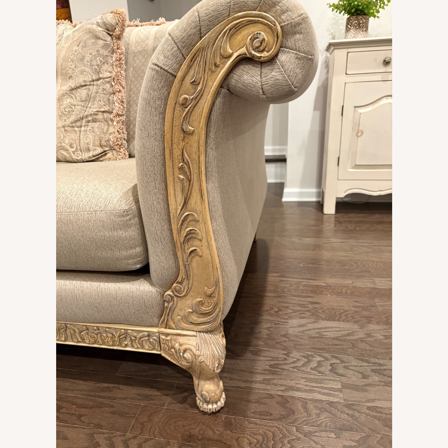 Torrey Sofa - image-2