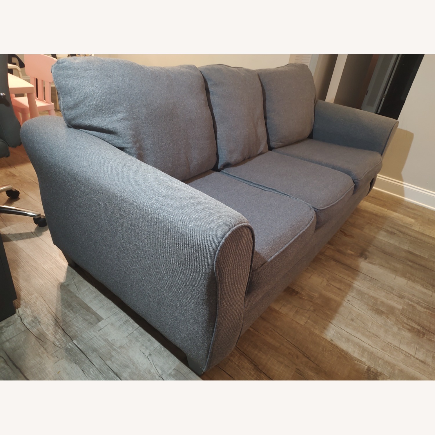 Rooms To Go Reina Point Sleeper Sofa - image-3