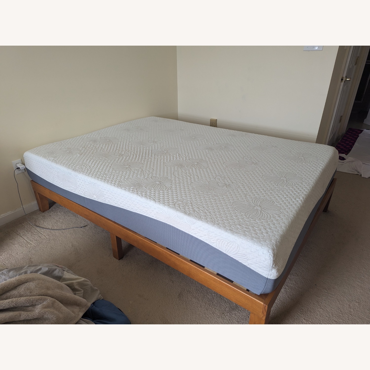 Mellow Queen Bed - image-2