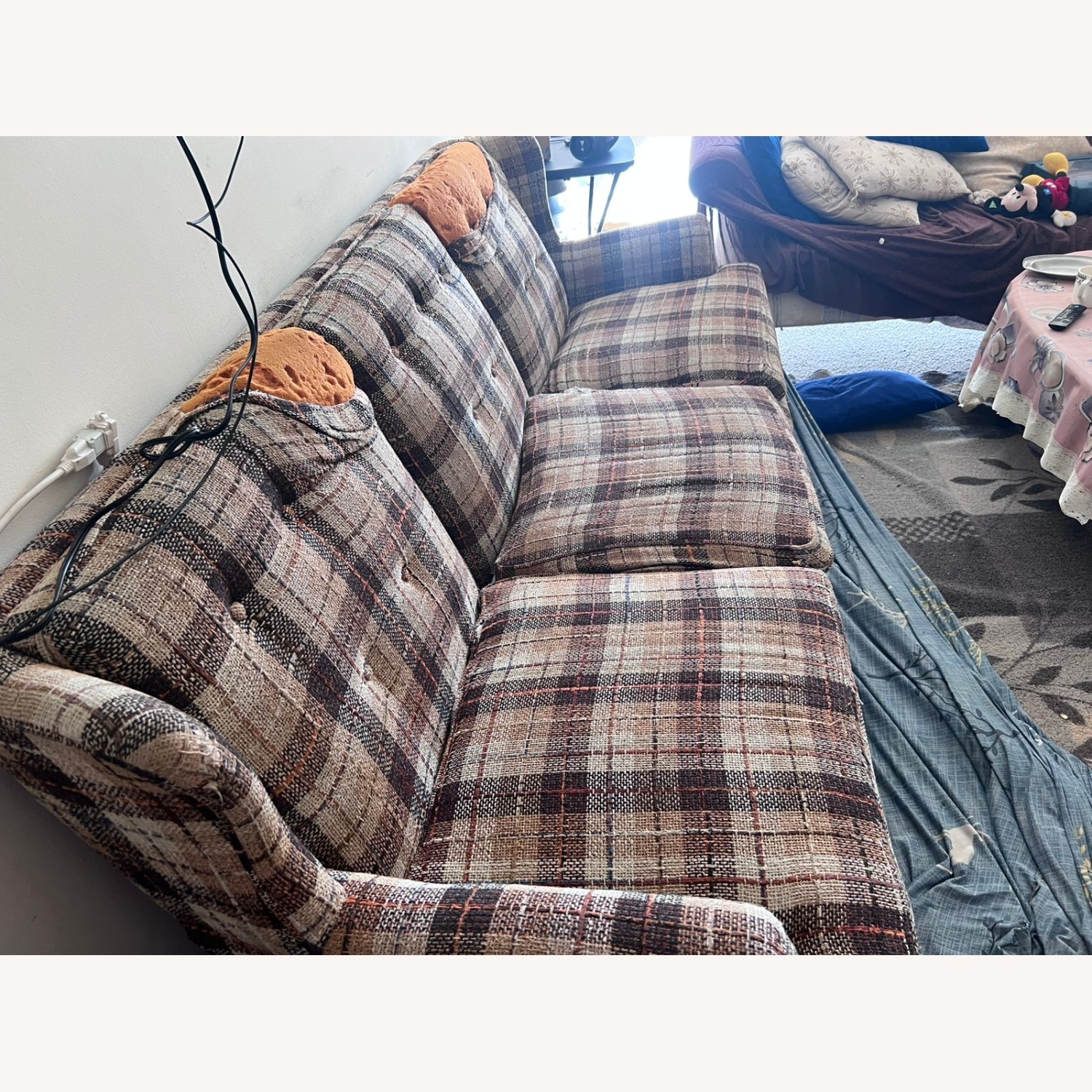 Sofa - image-2