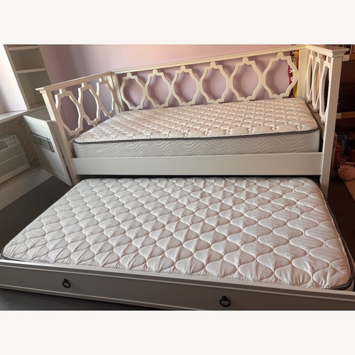 Used Pottery Barn Elsie Day Bed With Twin Trundle for sale on AptDeco