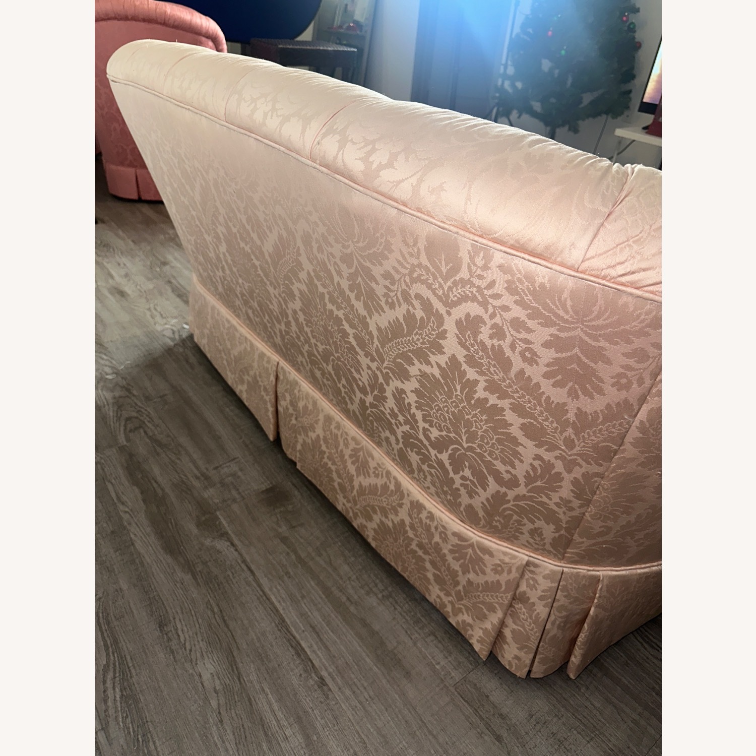 Vintage Beacon Hill Tufted Damask Sofa - image-5