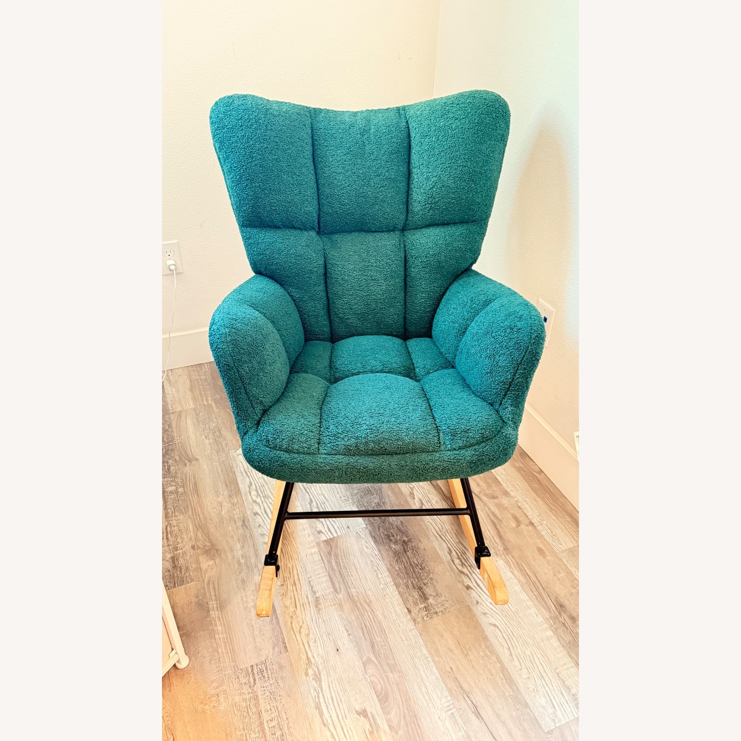 Amazon Green Nursing Chair - image-2