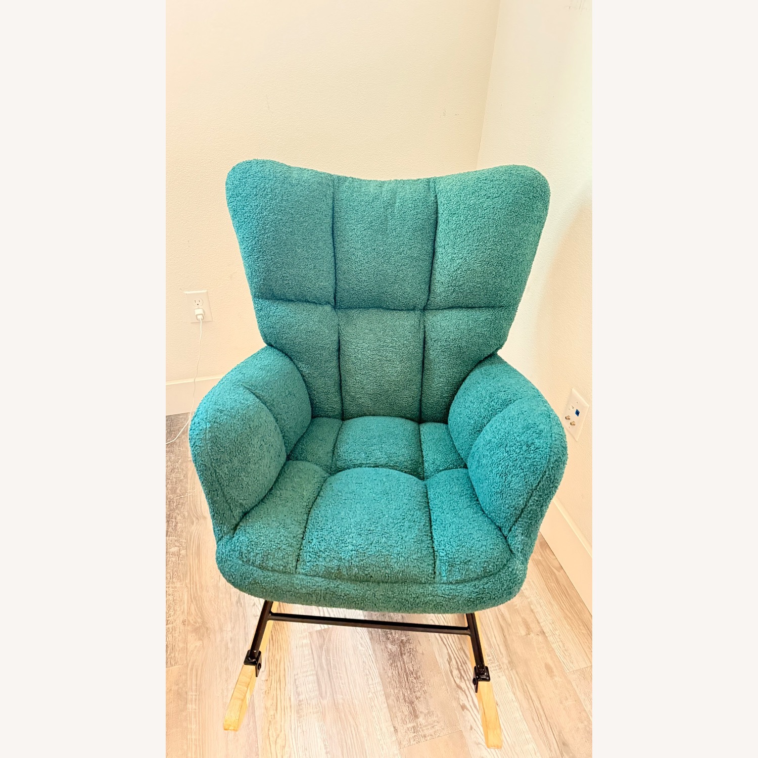 Amazon Green Nursing Chair - image-3