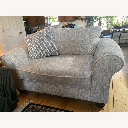 Used Bob's Discount Furniture Everly Light Gray Loveseat for sale on AptDeco