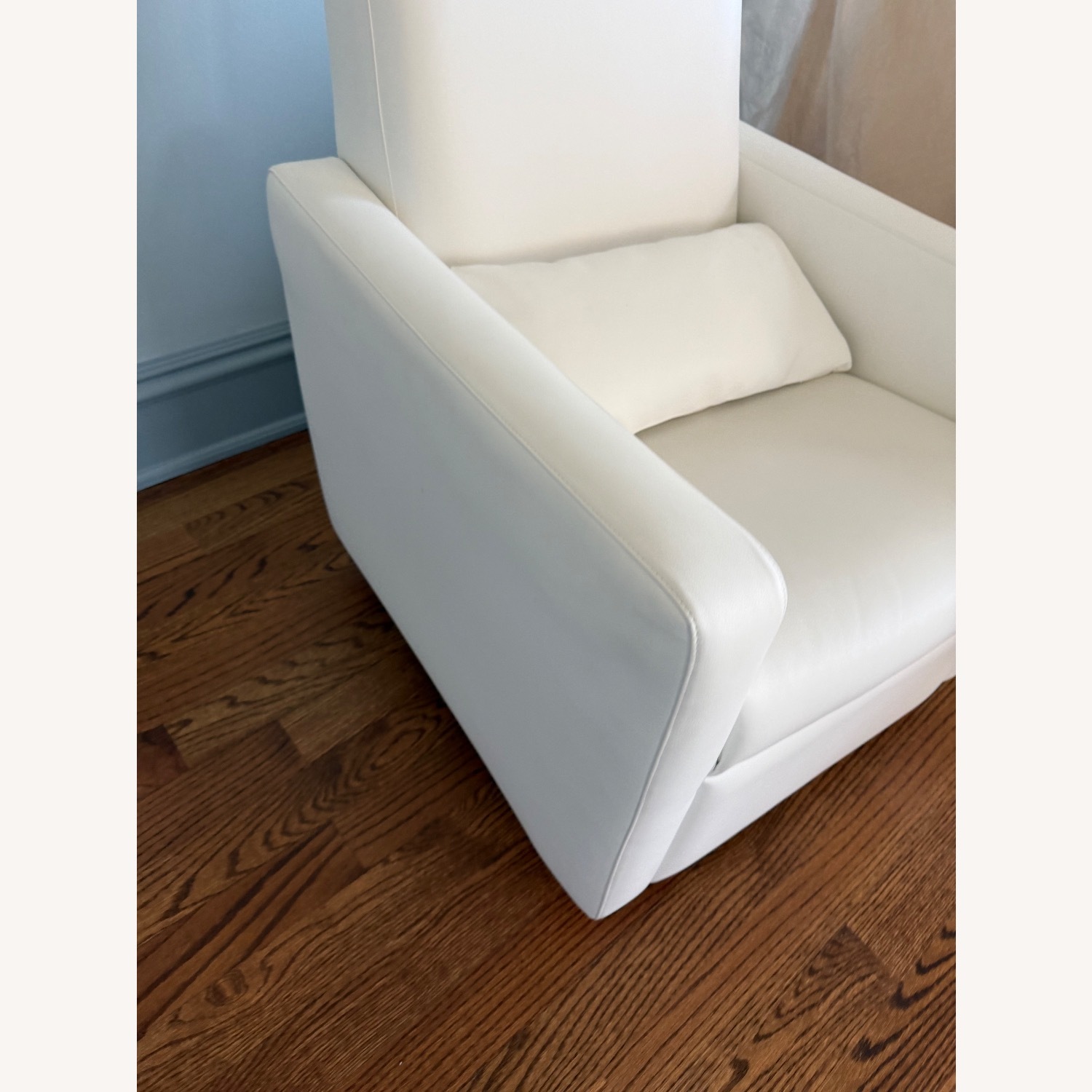 Monte Design Grano Recliner with Swivel Base - image-2