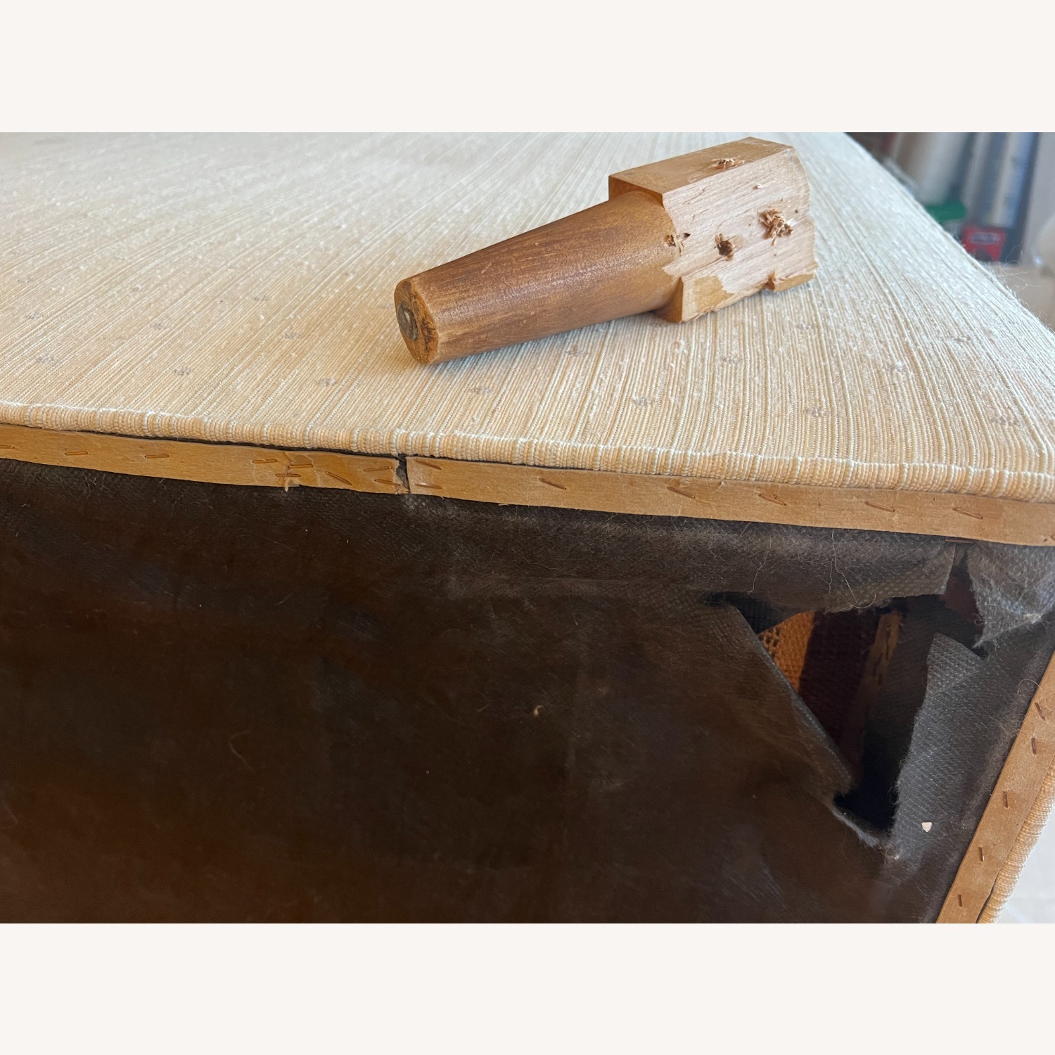 Vintage/Antique White Fabric 2 Piece Sectional - image-7