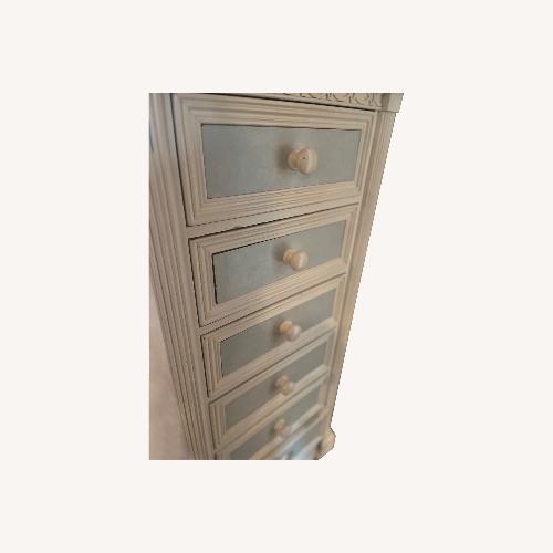 Used Lexington Furniture White Wood Dresser for sale on AptDeco