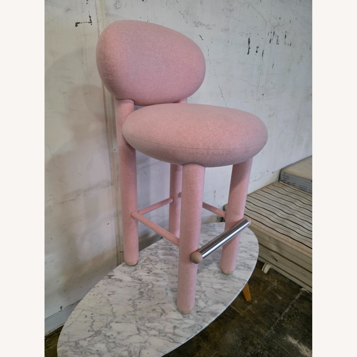 Noom Bar Chair Flock CS-1 - image-3