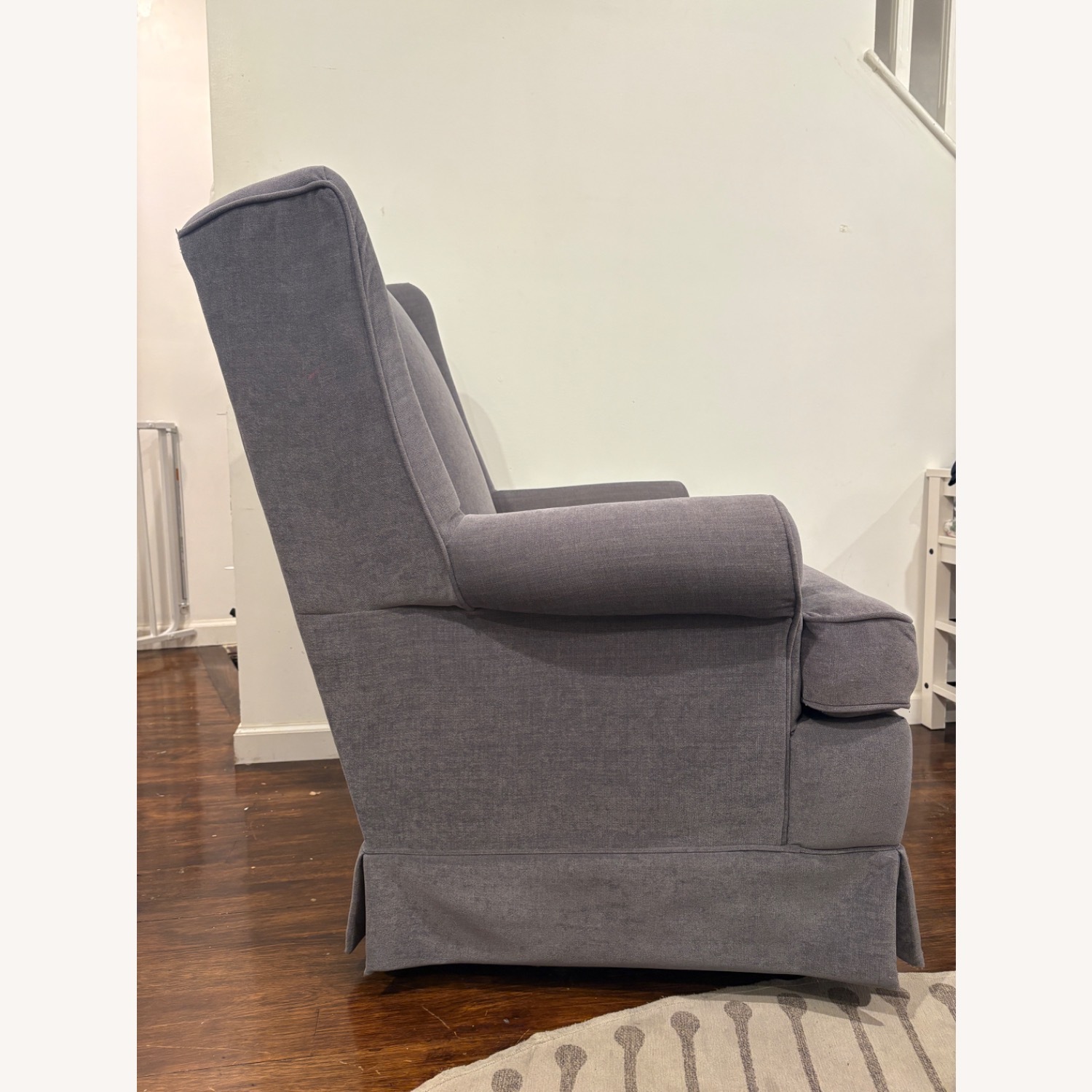 Storytime Nursery Glider - image-5