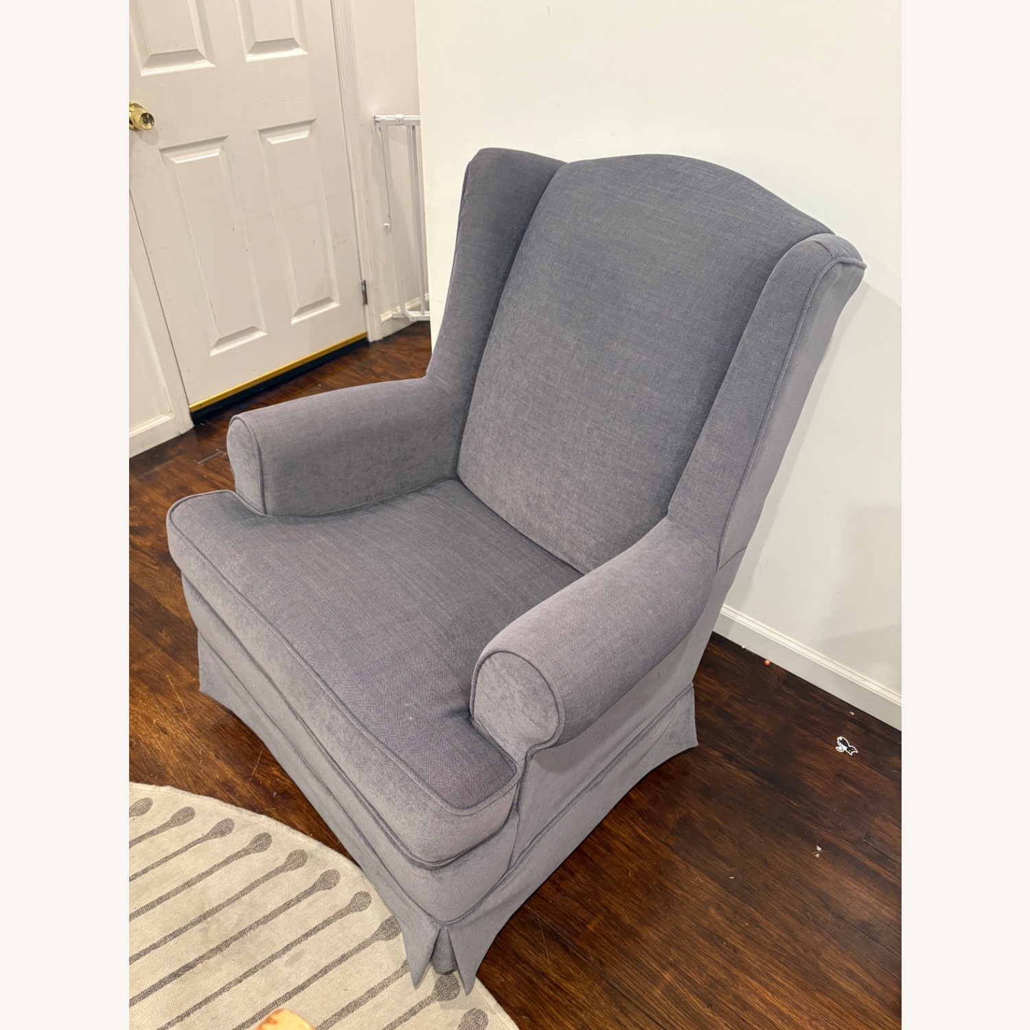 Storytime Nursery Glider - image-2