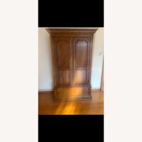 Ethan Allen Light Brown Dresser