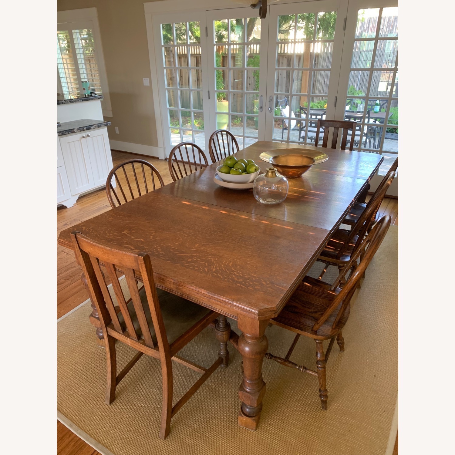 Ethan Allen Oak Antique Table & 8 Chairs - image-0