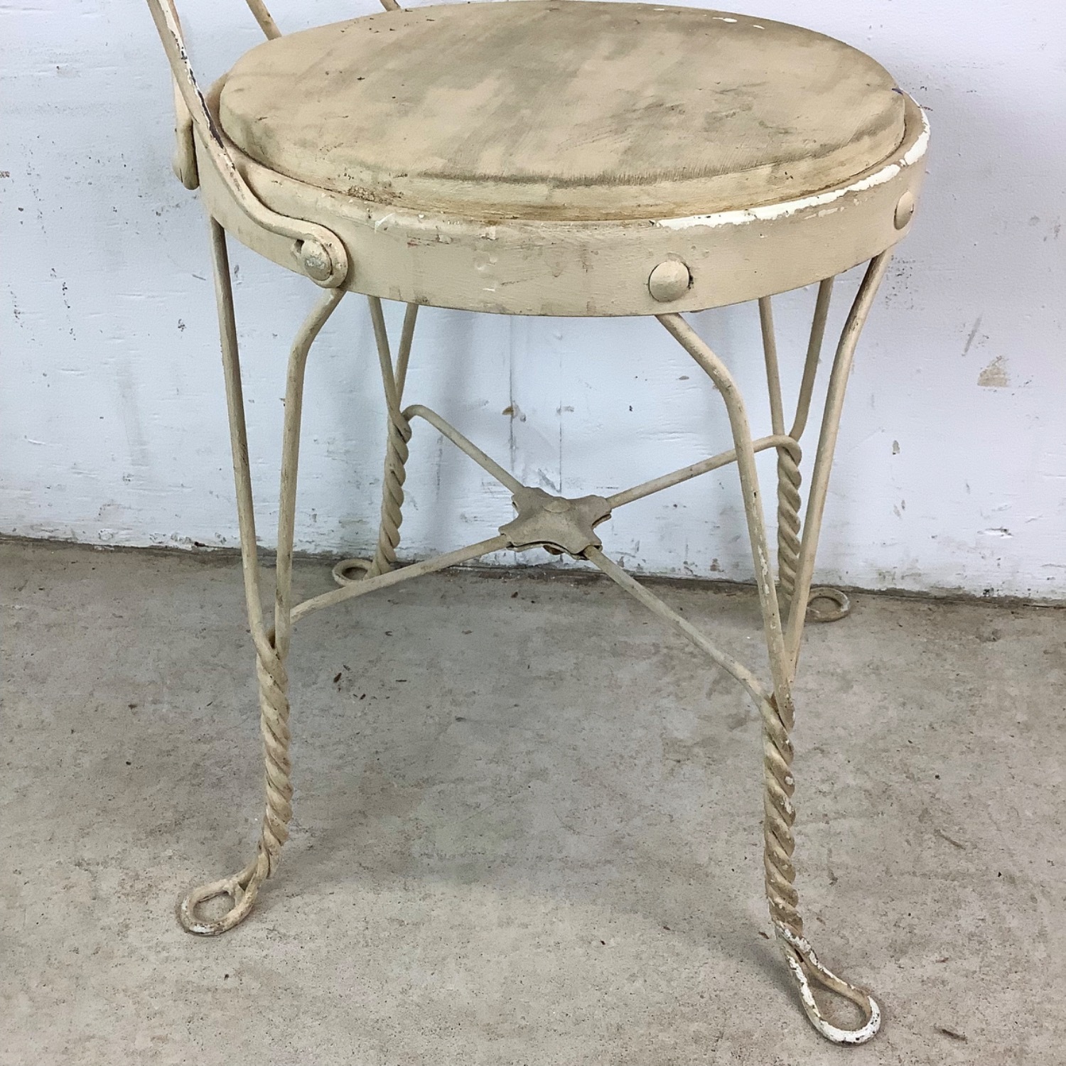 Classic Ice Cream Parlor Chair in Wrought Iron - image-4