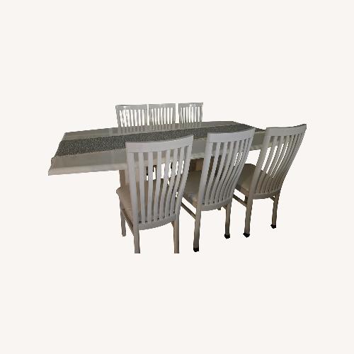 Used White Wood Dining Table for sale on AptDeco