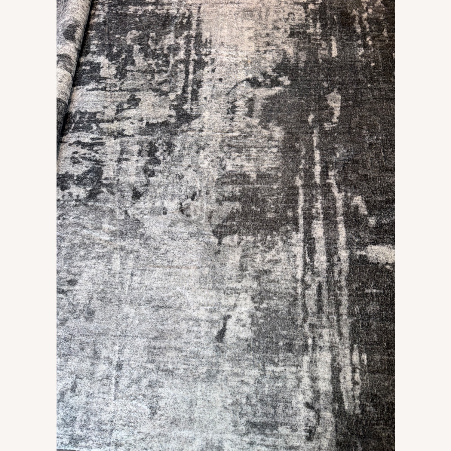 Distressed White/Grey Area Rug 8' x 10' - image-5