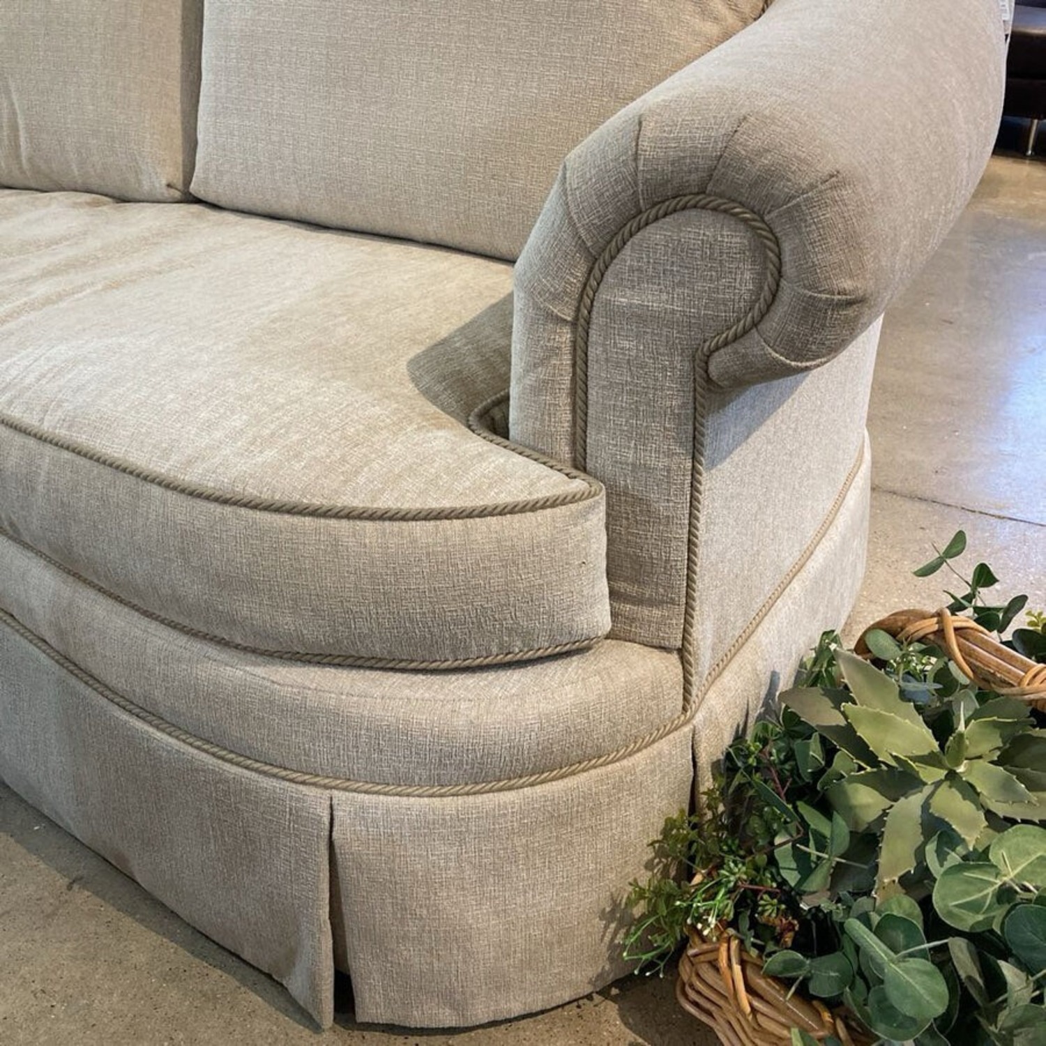 Ethan Allen Two-Seat Rollarm Loveseat - image-3