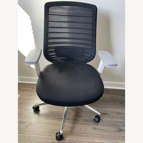 Used Branch Ergonomic Chair in Black/White for sale on AptDeco