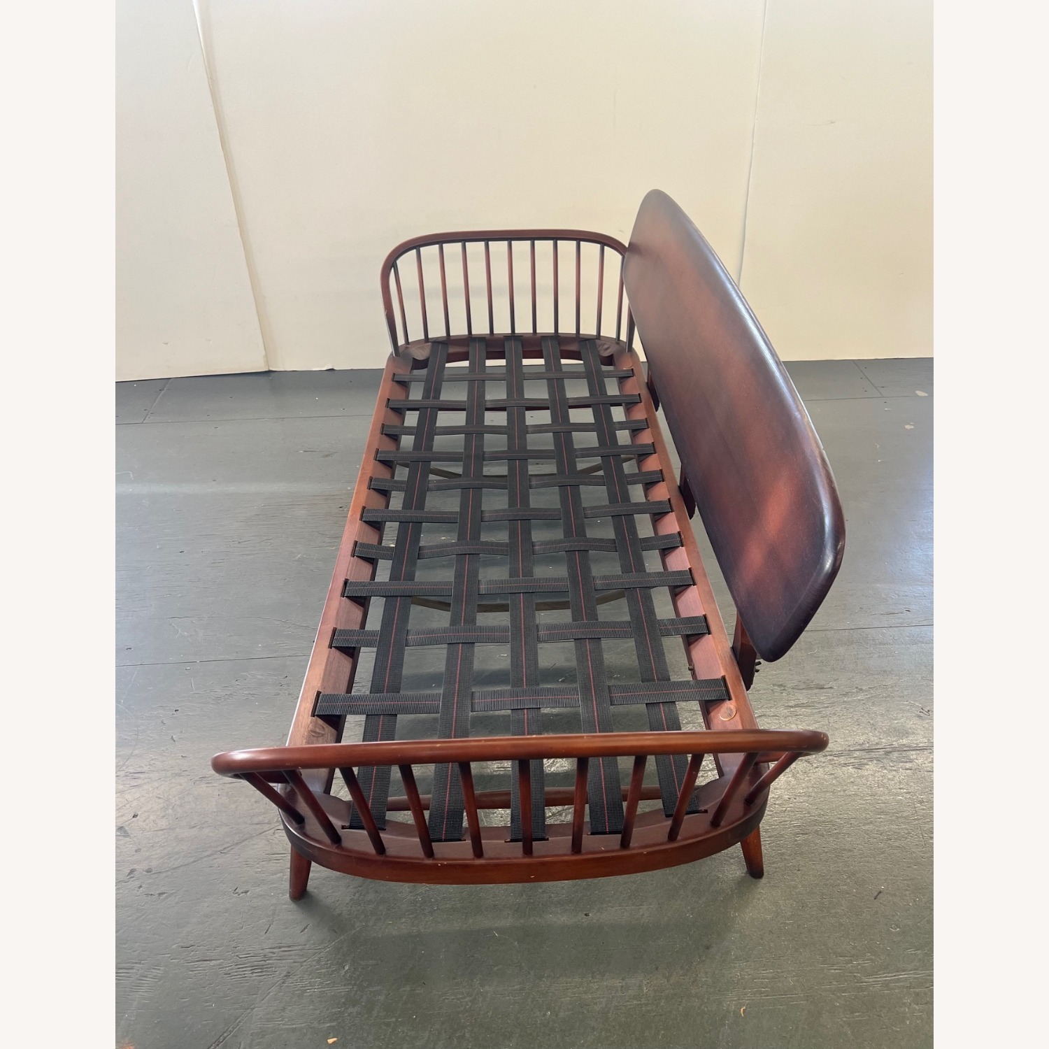 Vintage/Antique Dark Brown Wood 3+ Seater Sofa - image-2