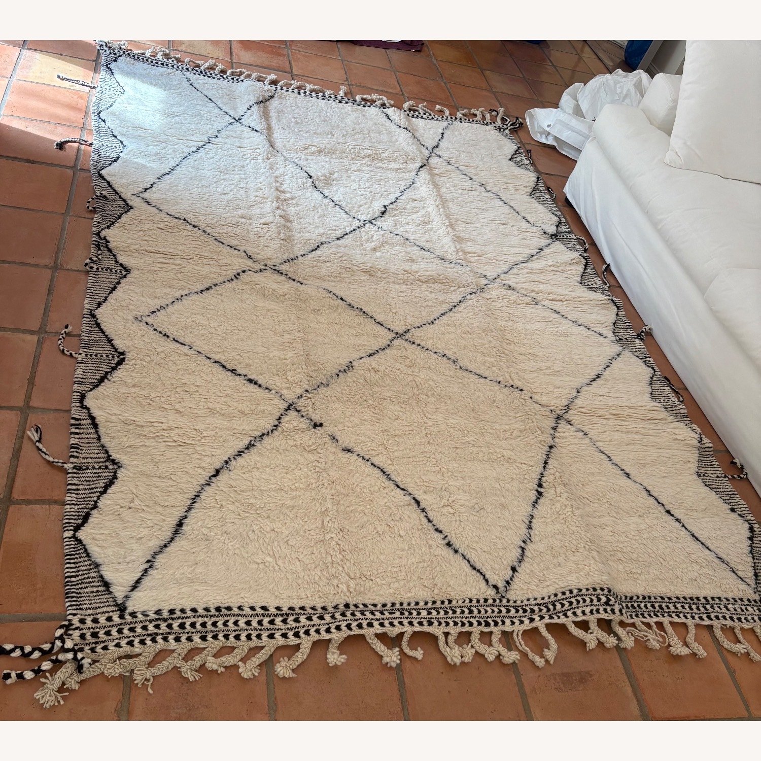 Handwoven Moroccan Wool Area Rug 6.5' x 10' - image-9