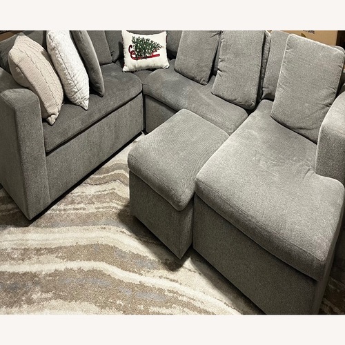Used 3 Piece Sectional for sale on AptDeco