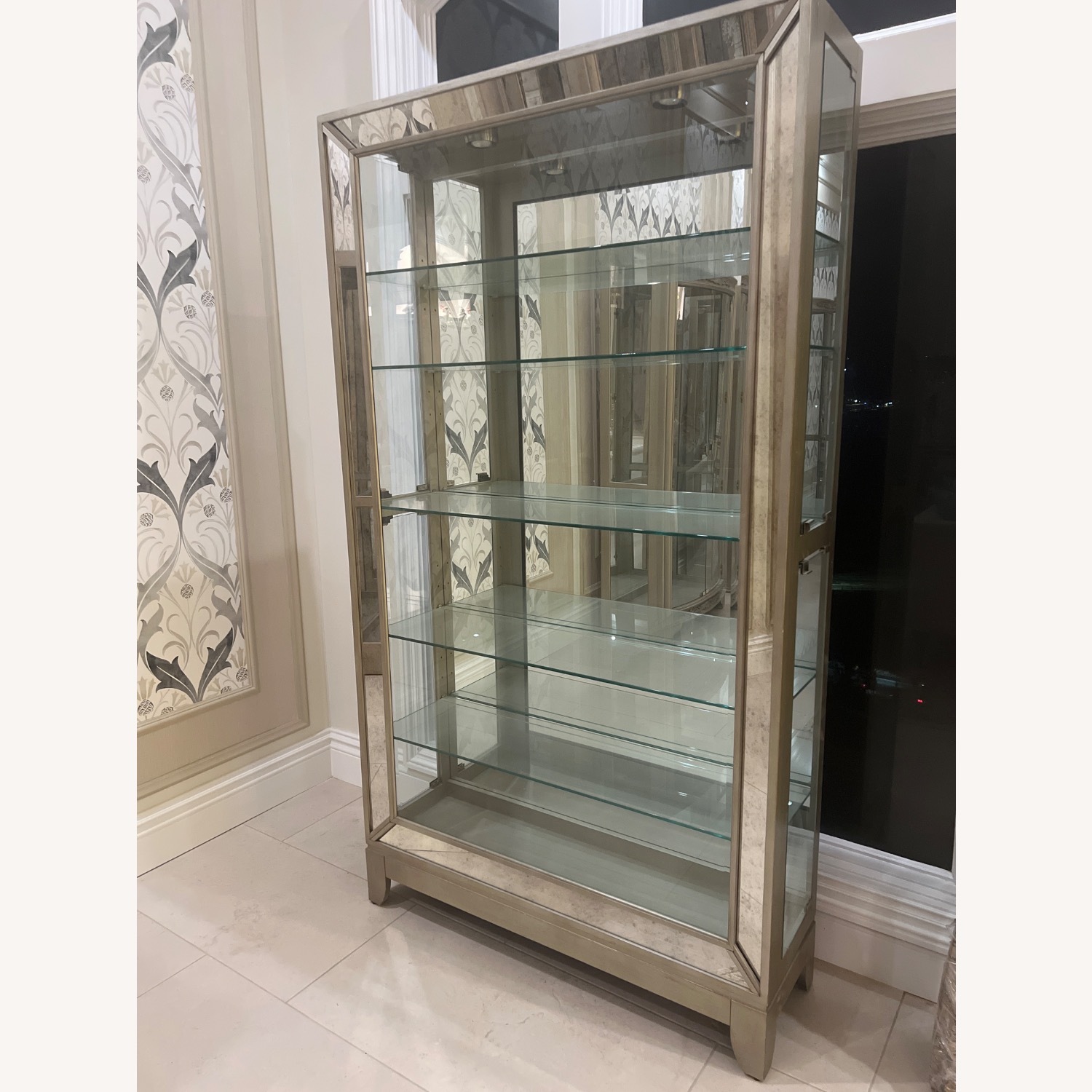 Pulaski Furniture Glass Curio - image-4