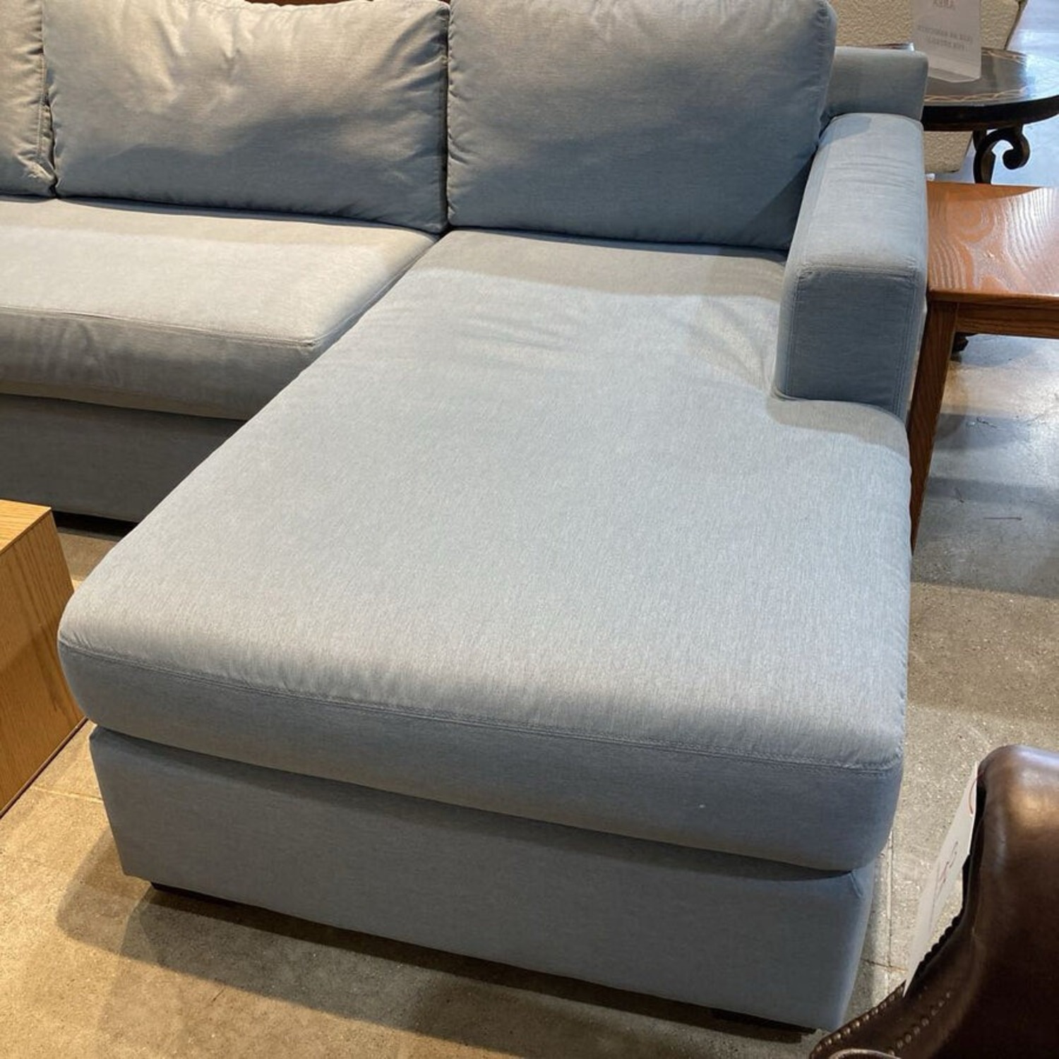 Shasta Chambray Square Arm W Chaise Sectional - image-4