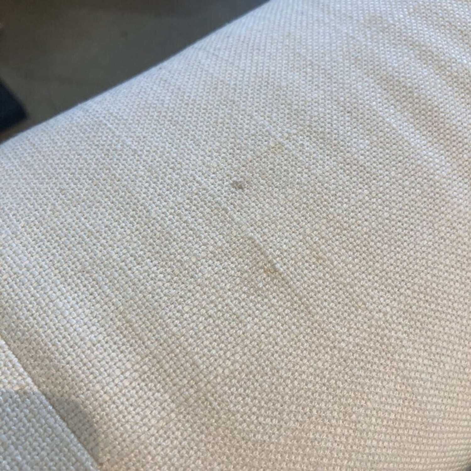 Tufted Linen Ms. Chesterfield Loveseat White - image-5