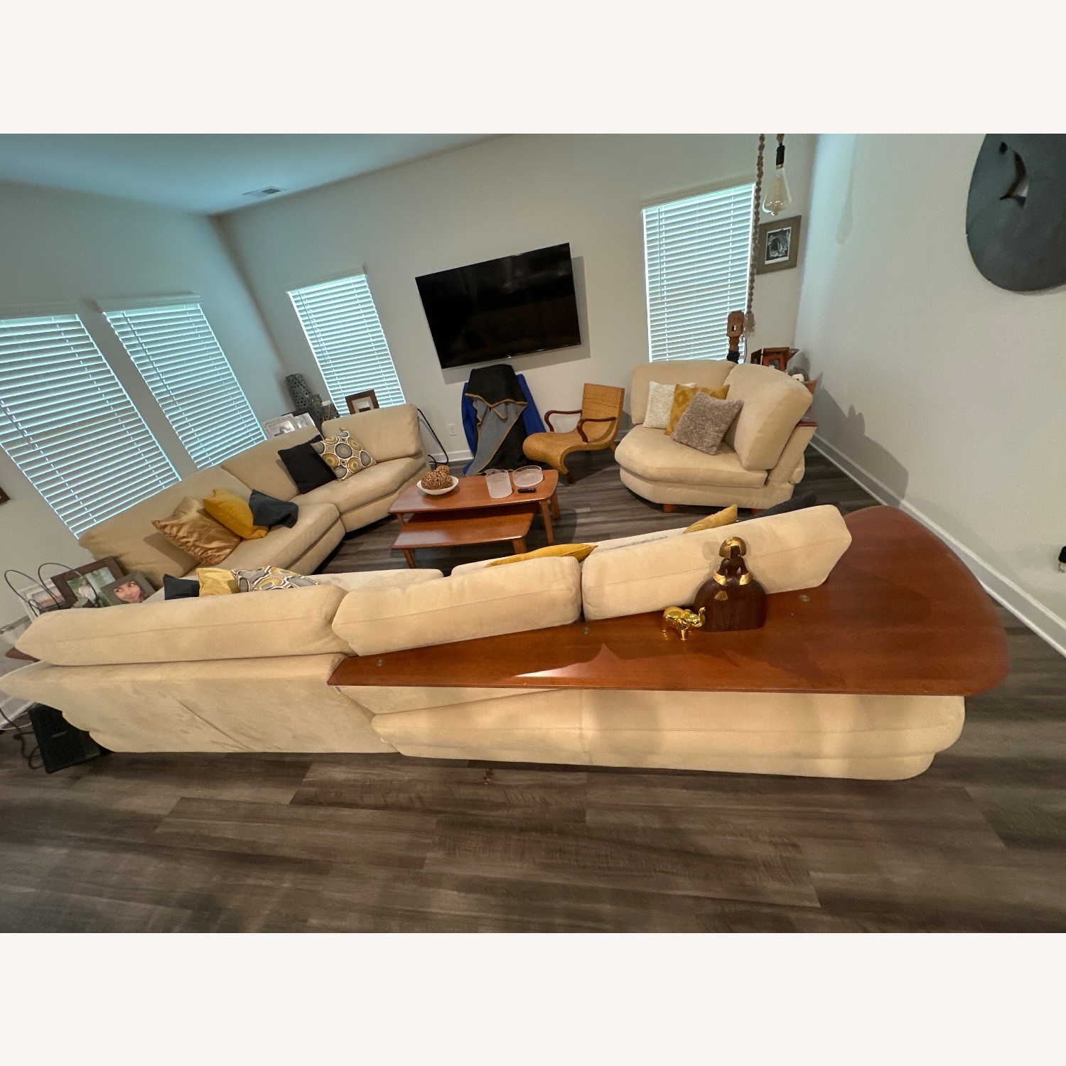 Swan & Swanstone Natural 3+ Piece Sectional - image-4