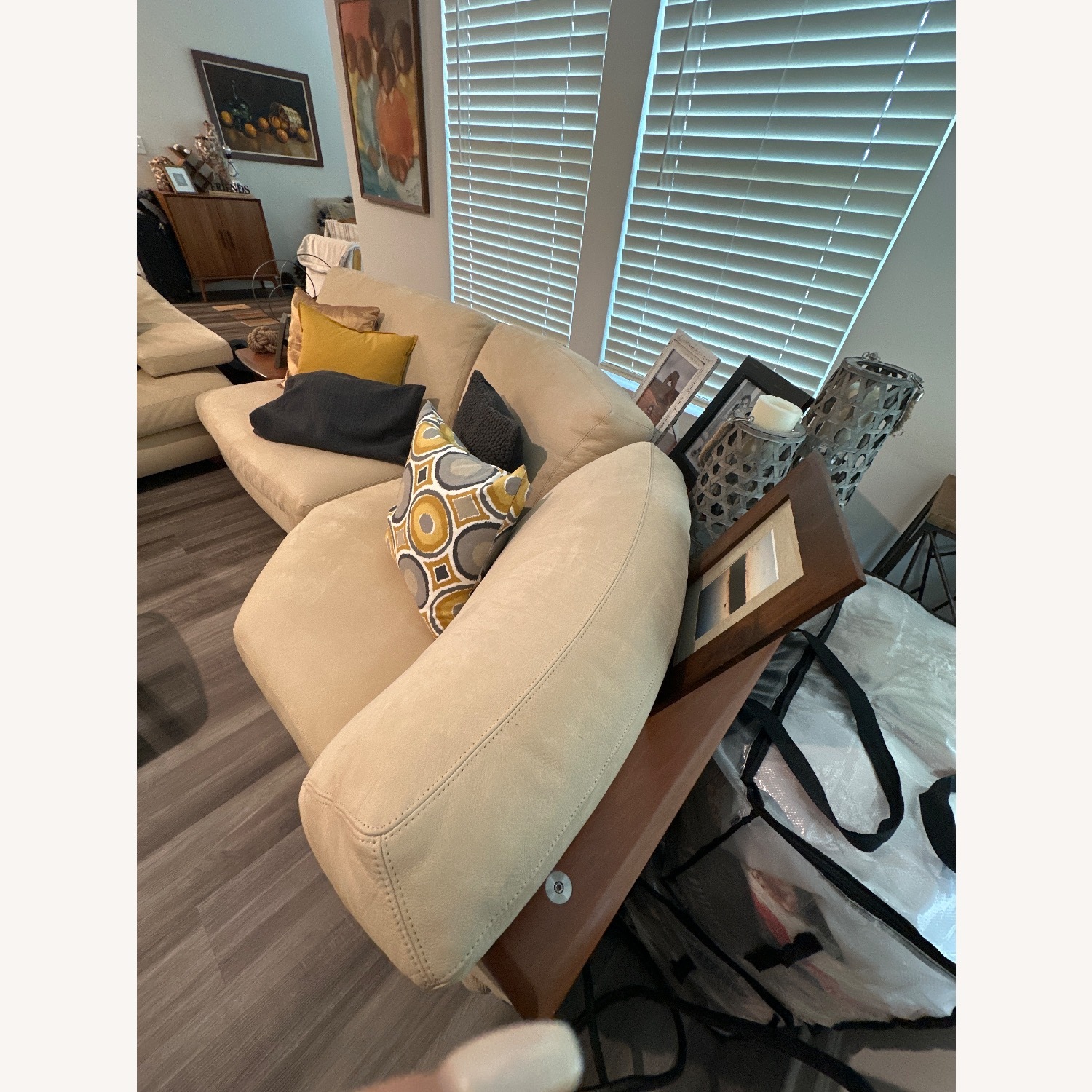 Swan & Swanstone Natural 3+ Piece Sectional - image-3