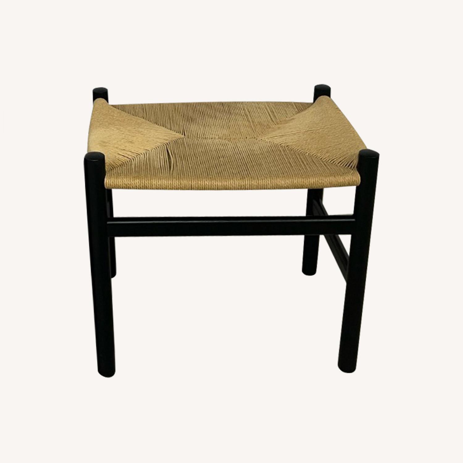 Fredericia Furniture Wegner J16 Footstool - image-0