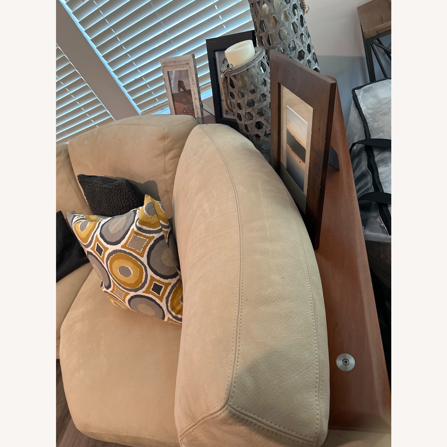 Swan & Swanstone Natural 3+ Piece Sectional - image-13