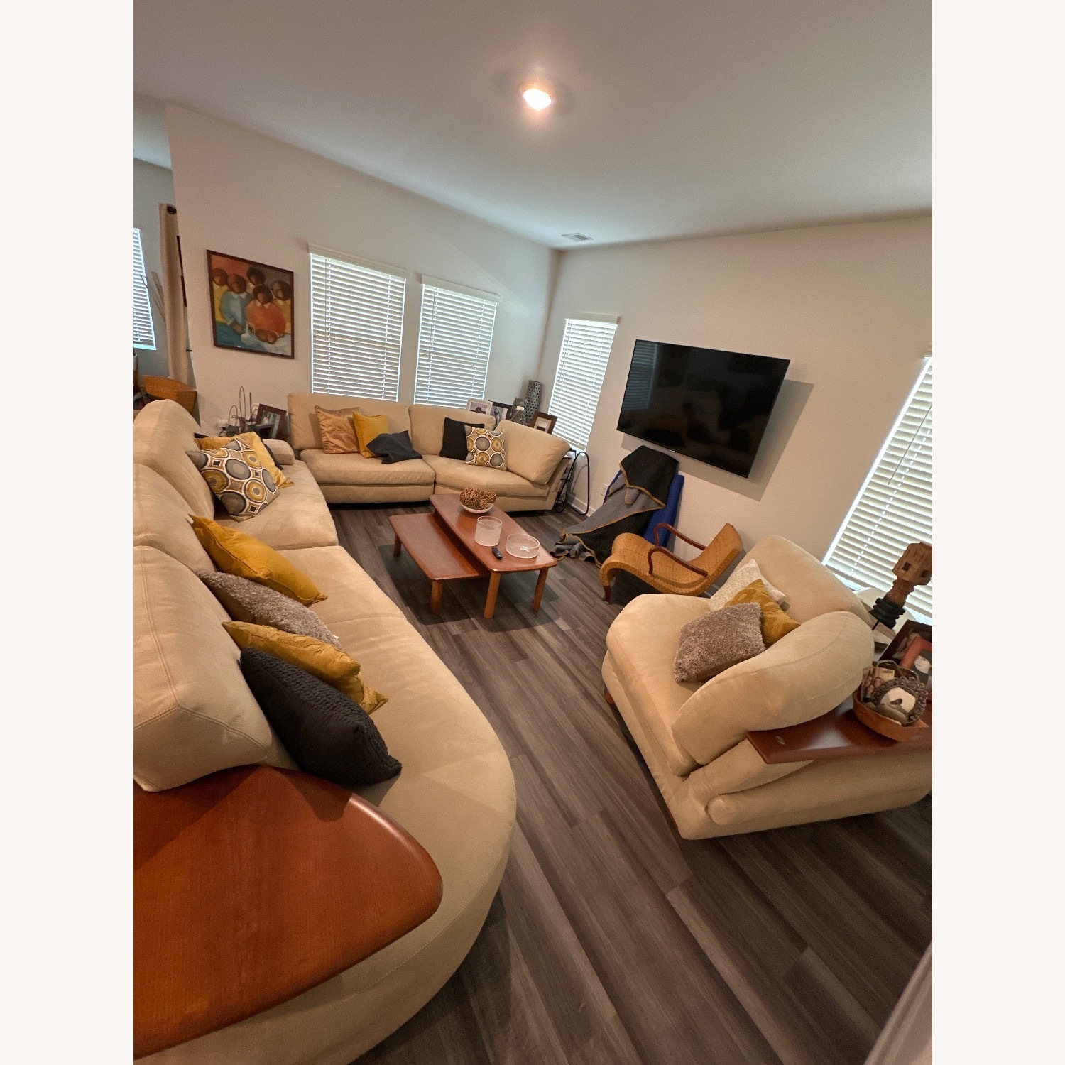 Swan & Swanstone Natural 3+ Piece Sectional - image-9