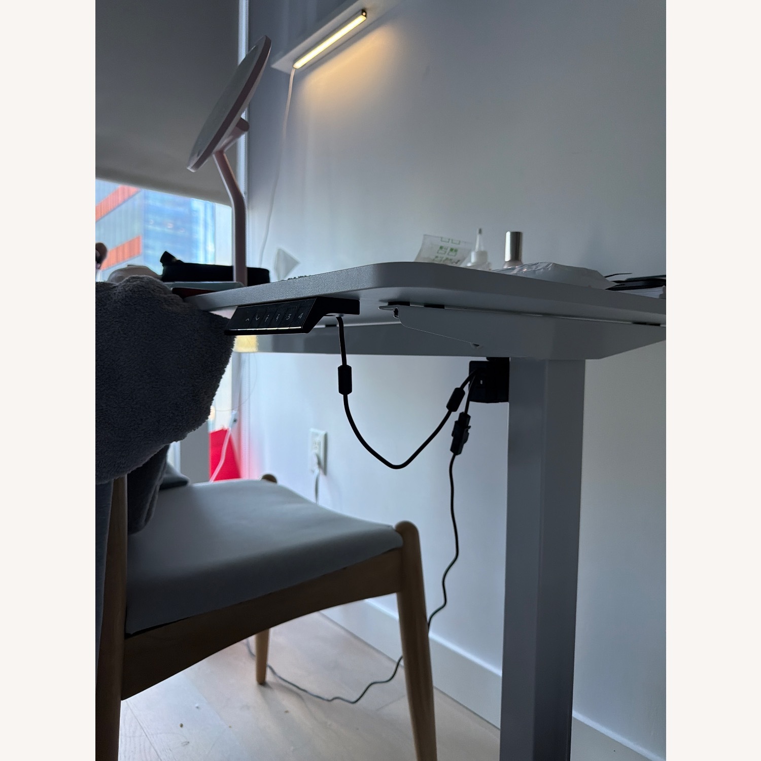FLEXISPOT EN1 One-Piece Standing Desk - image-3