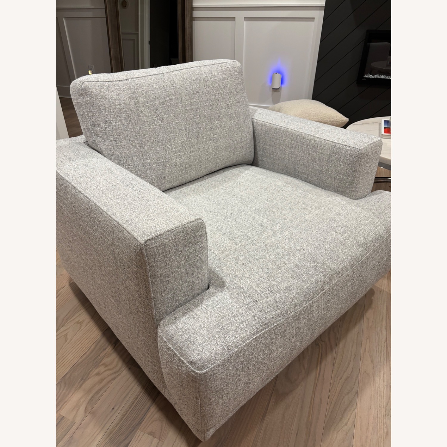 Macy’s Swvlchair Cloud - image-2