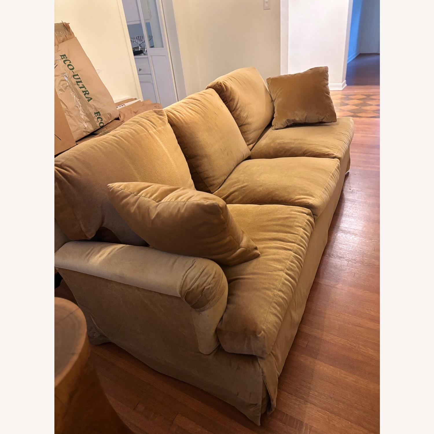 Classic Design Light Brown 3+ Seater Sofa - image-3