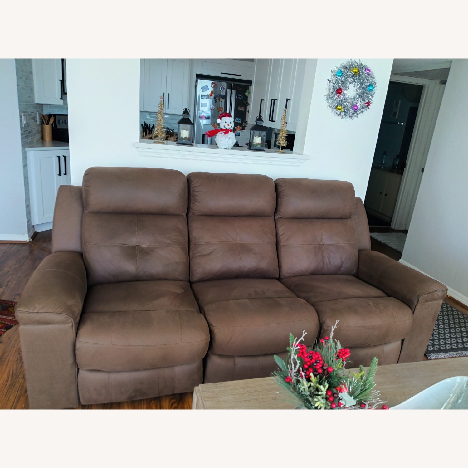 Ashley Furniture Jesolo Dark Brown 3+ Seater Sofa - image-6